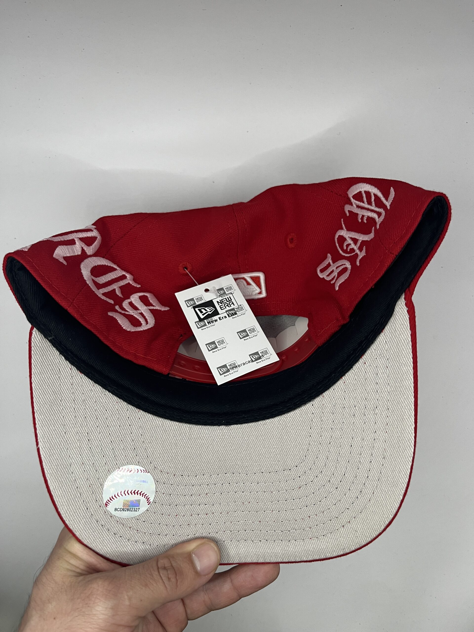 Gorra New Era 9FORTY San Diego Padres Roja Script Glow Ajustable - Image 6