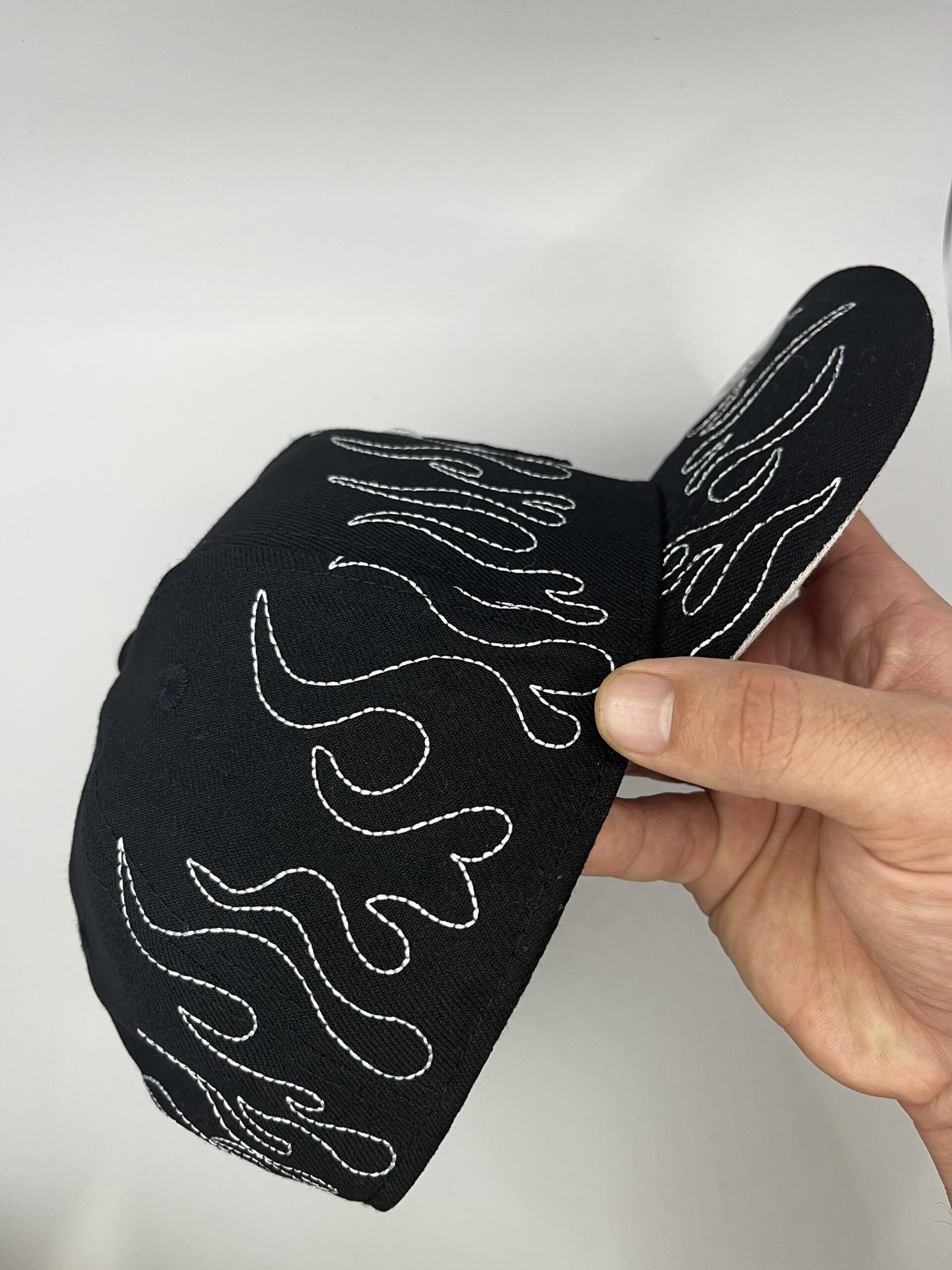 Gorra New Era 9FORTY Anaheim Angels Negra Flames Ajustable - Image 5