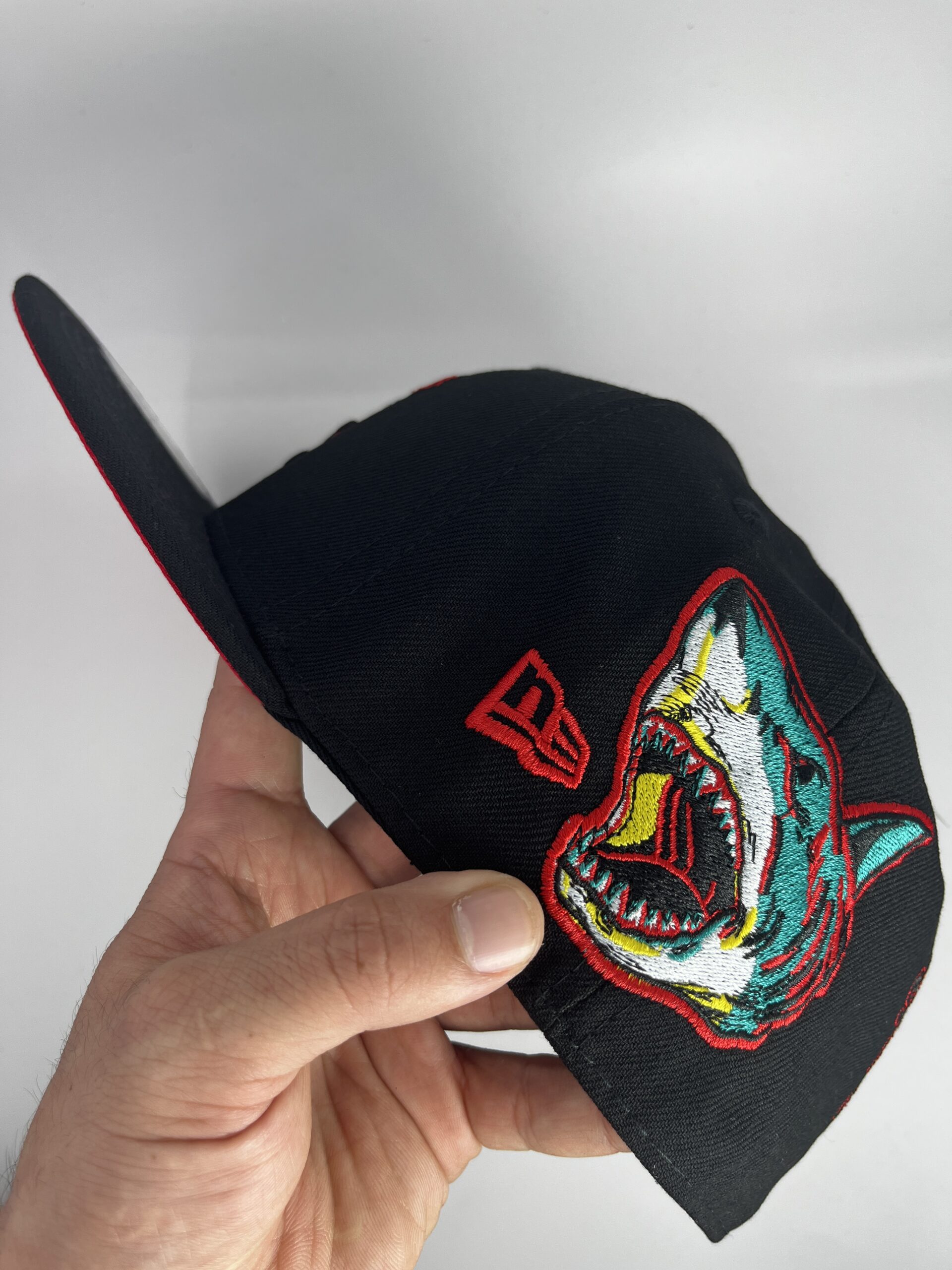 New Era 59FIFTY Chicago White Sox Negra Delfines y Tiburones Talla 7 1/2 - Image 5