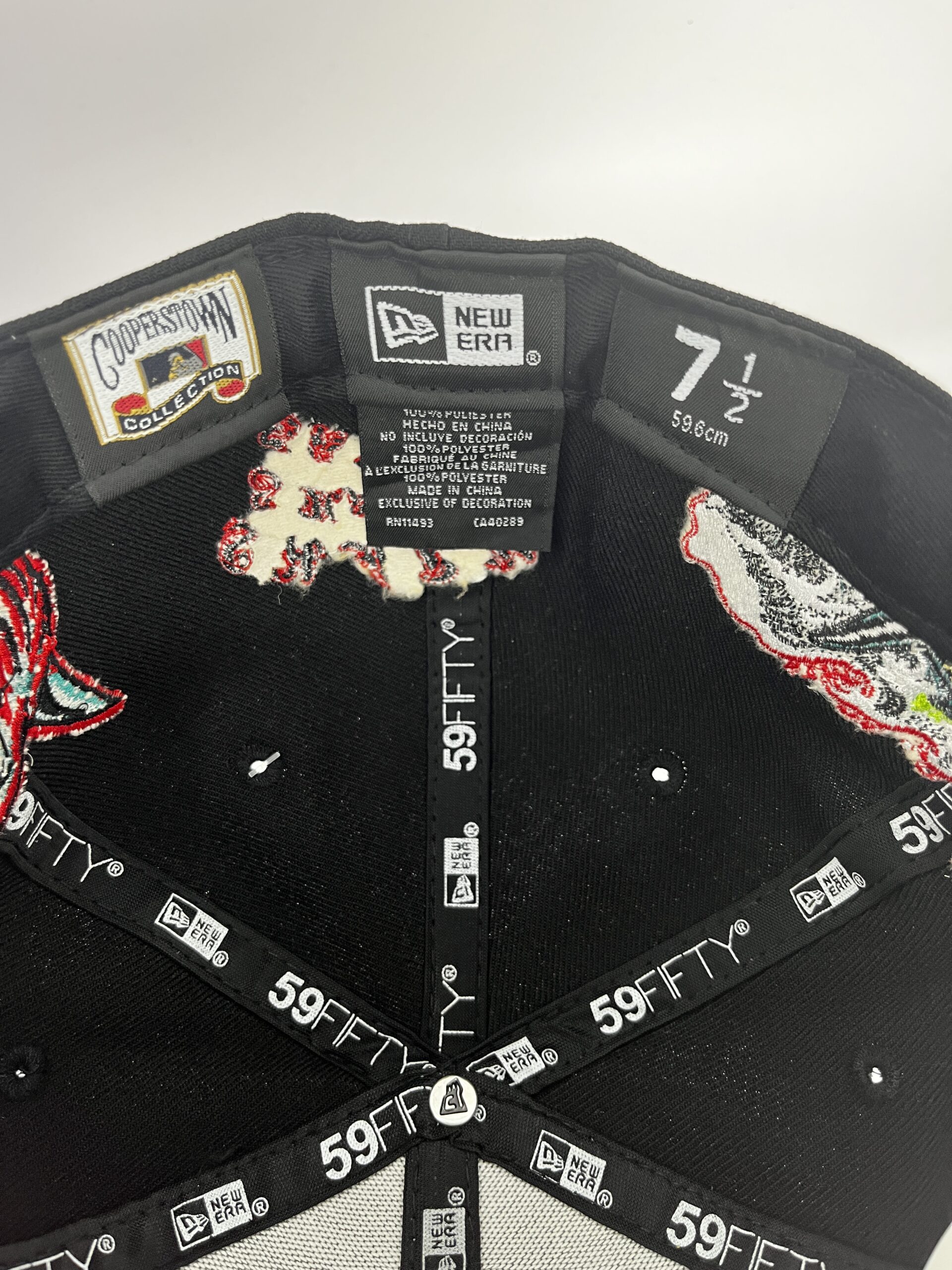 New Era 59FIFTY Chicago White Sox Negra Delfines y Tiburones Talla 7 1/2 - Image 6