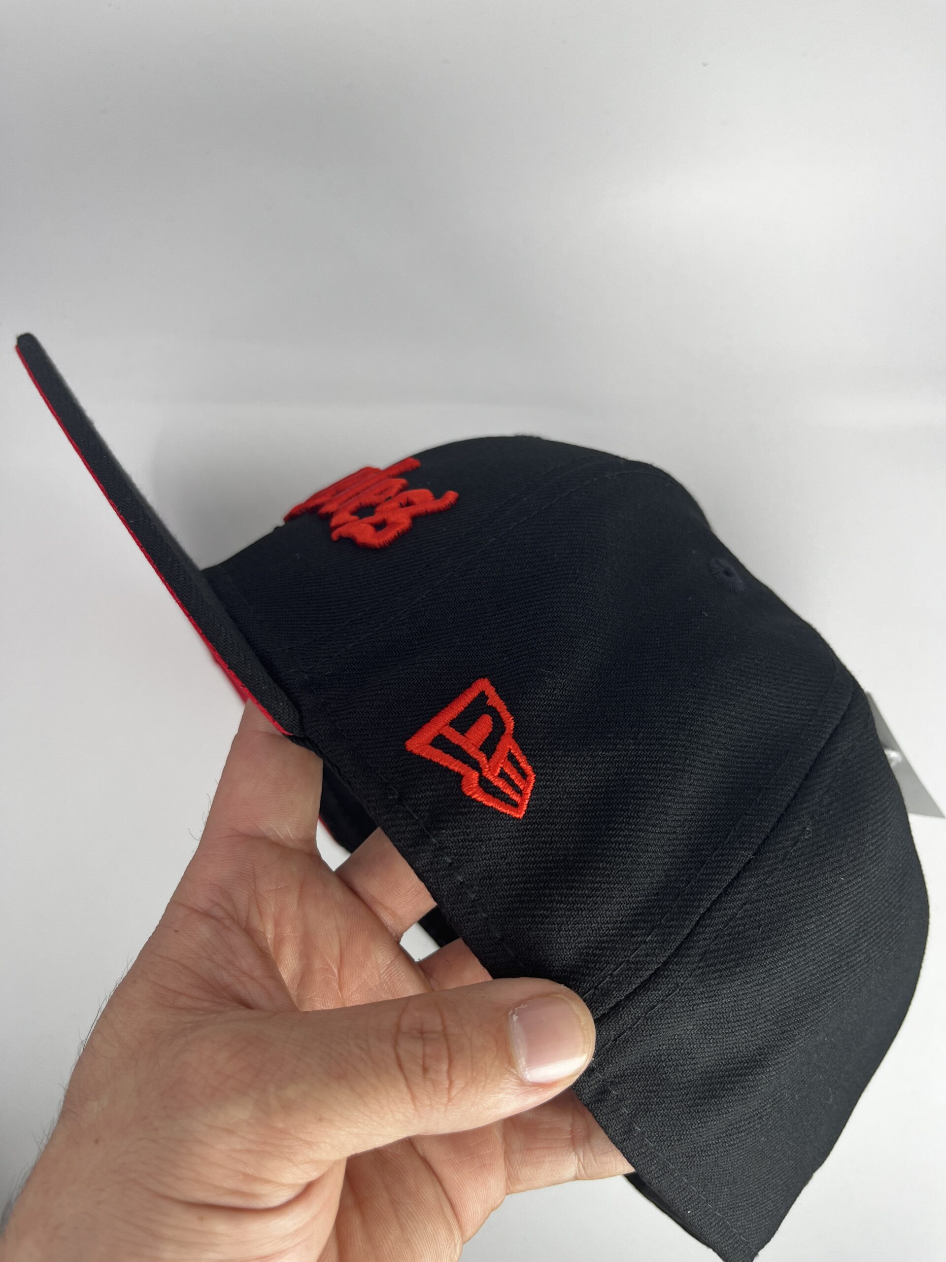 Gorra New Era 59FIFTY Los Angeles Dodgers Negra Roja Calavera Talla 7 1/2 - Image 5