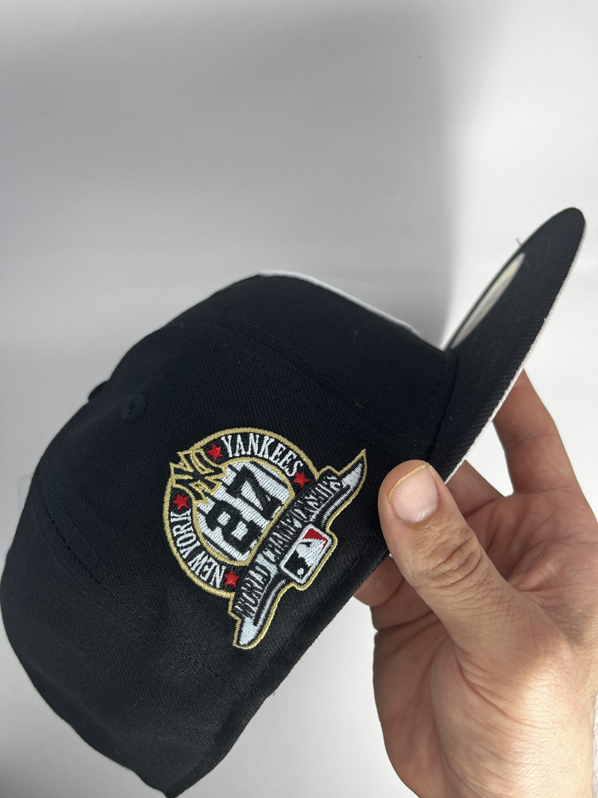 Gorra New Era 59FIFTY New York Yankees 27x World Series Negra Talla 7 1/2 - Image 5