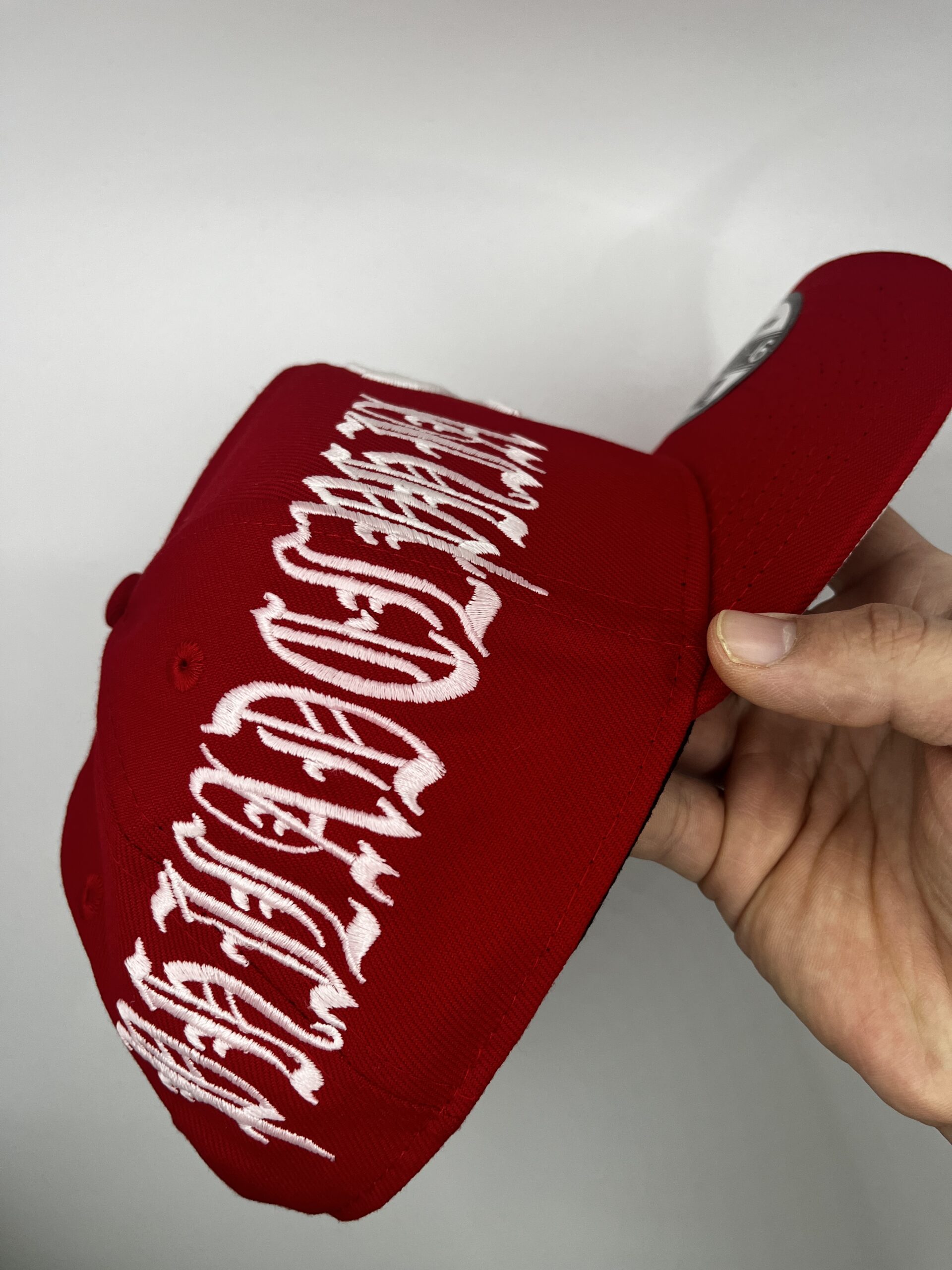 Gorra New Era 9FORTY Chicago White Sox Roja Glow Ajustable - Image 4