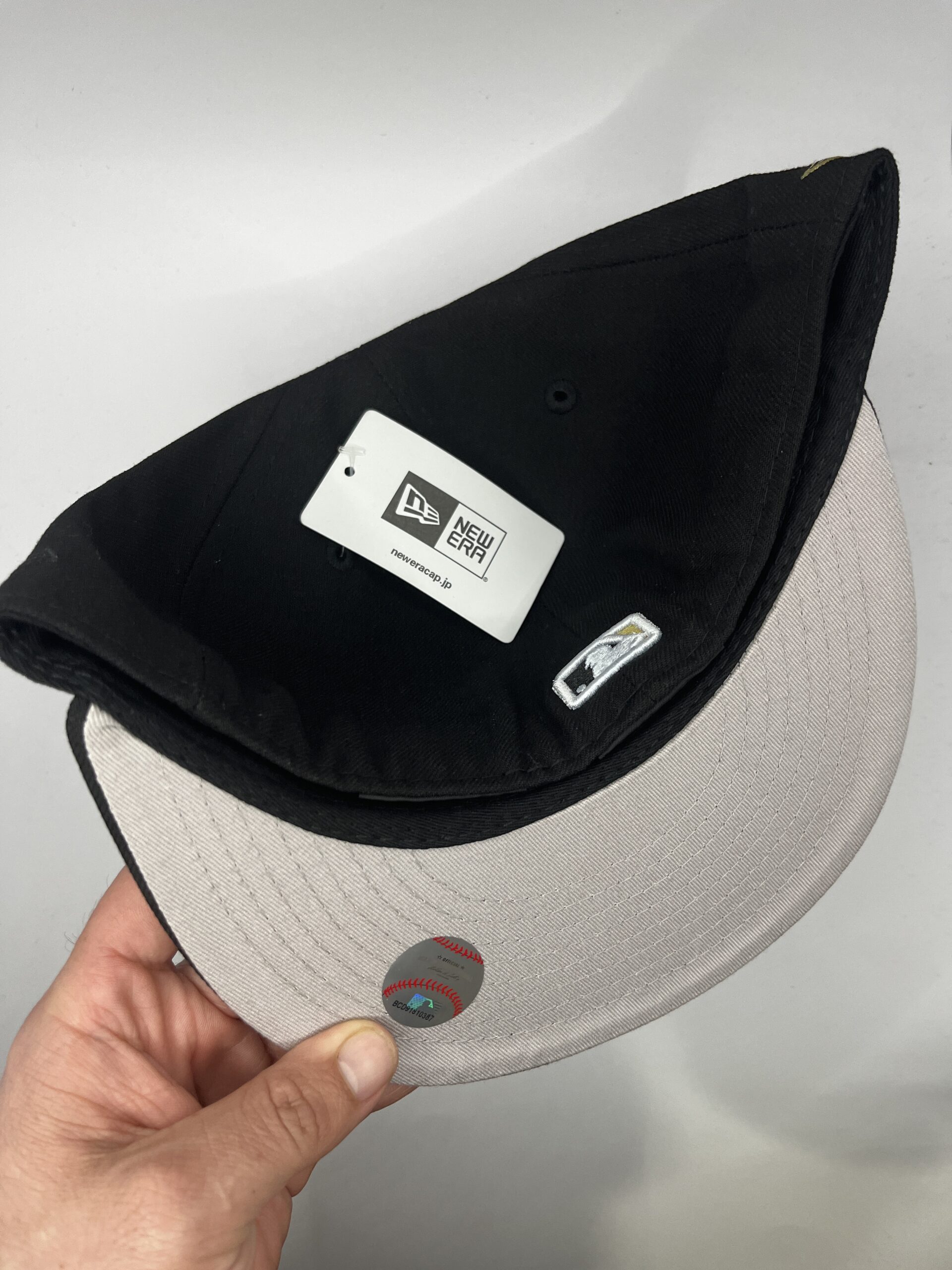 Gorra New Era 59FIFTY New York Yankees 27x World Series Negra Talla 7 1/2 - Image 9