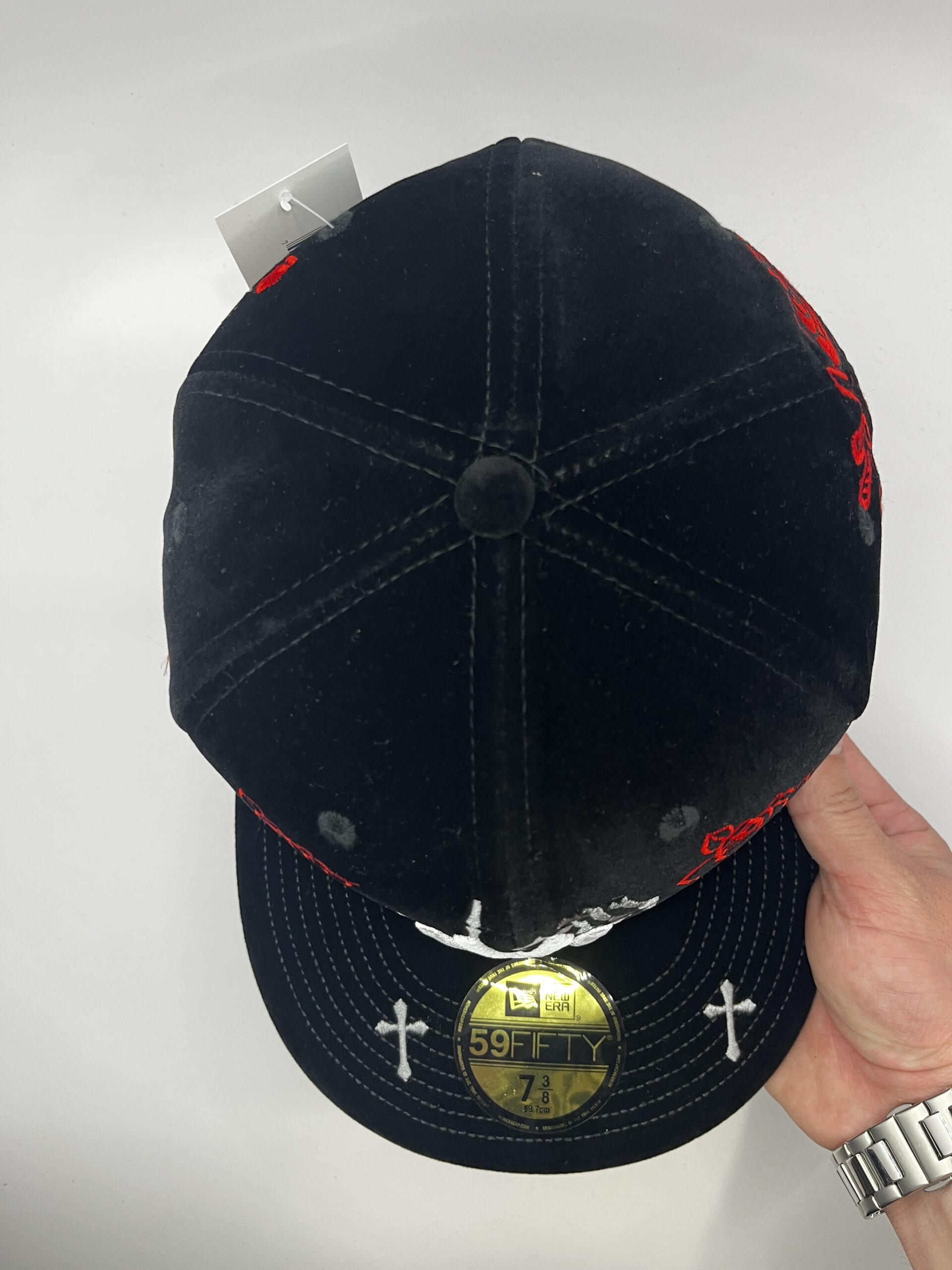 New Era 59FIFTY New York Yankees Terciopelo Negro Rosas Eleven Hats Talla 7 3/8 - Image 5