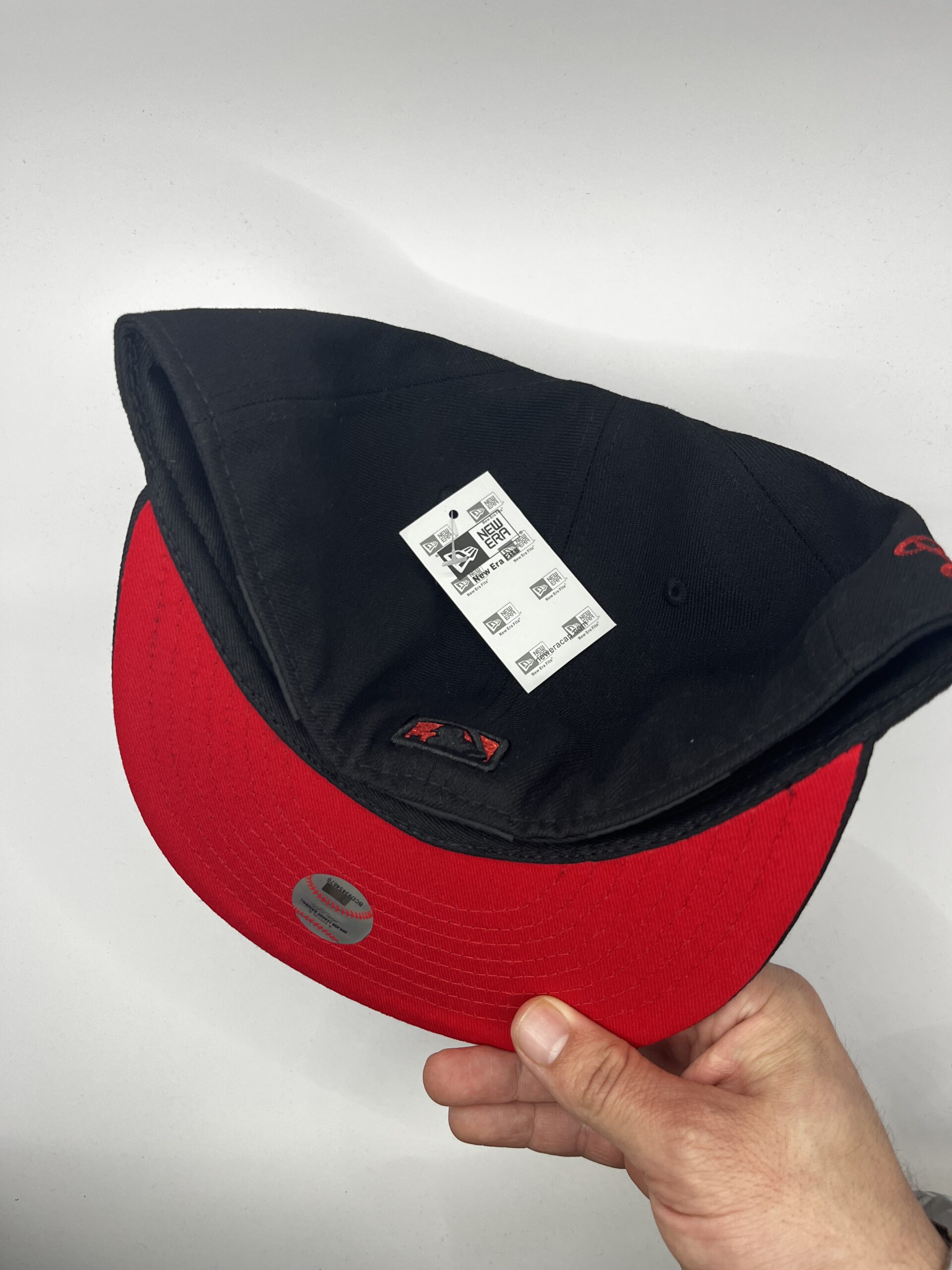 New Era 59FIFTY Los Angeles Dodgers Negra LA Drip Roja Talla 7 1/2 - Image 7