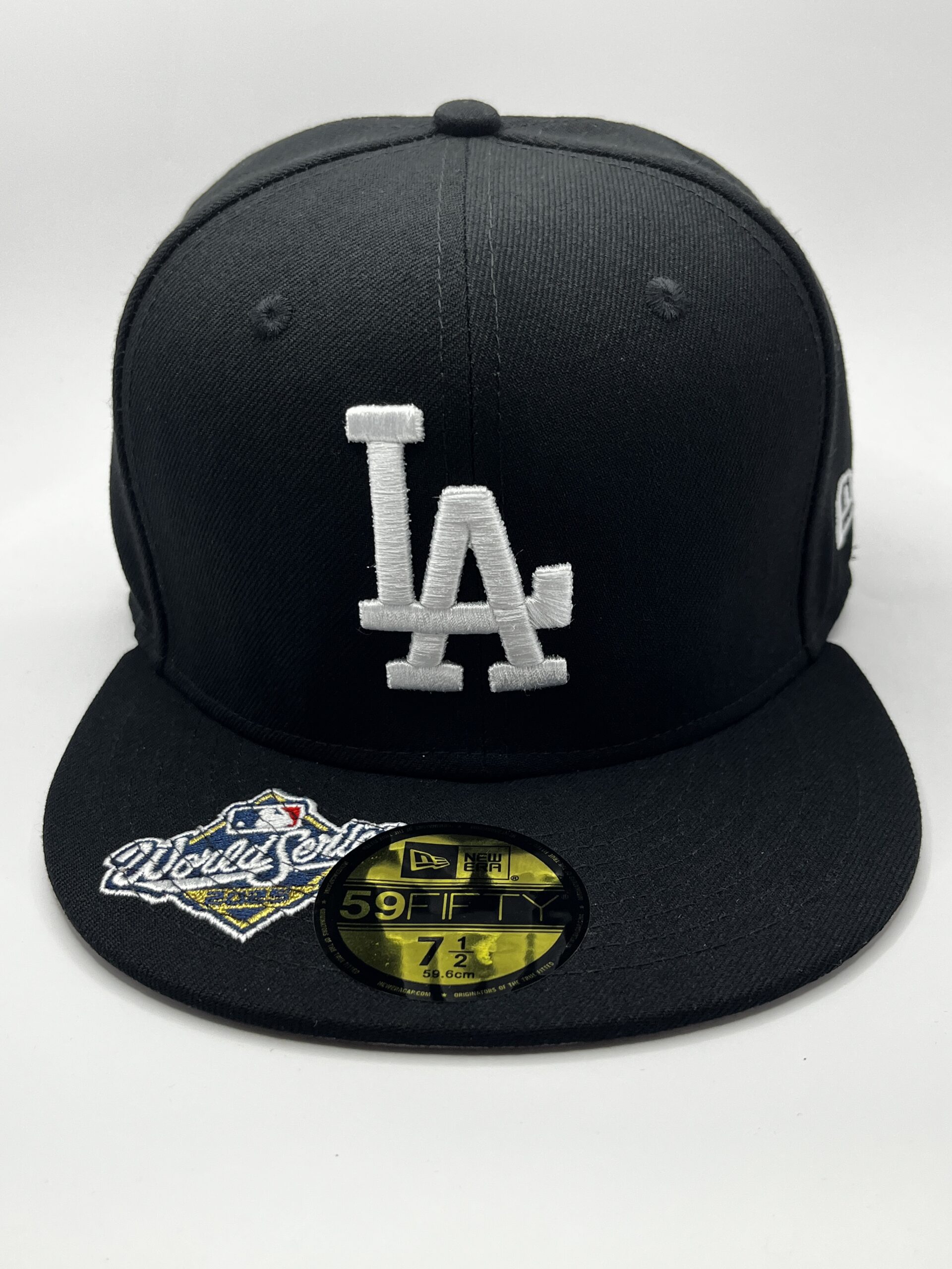 New Era 59FIFTY Los Angeles Dodgers Negra Blanca World Series 2025 Talla 7 1/2 - Image 2