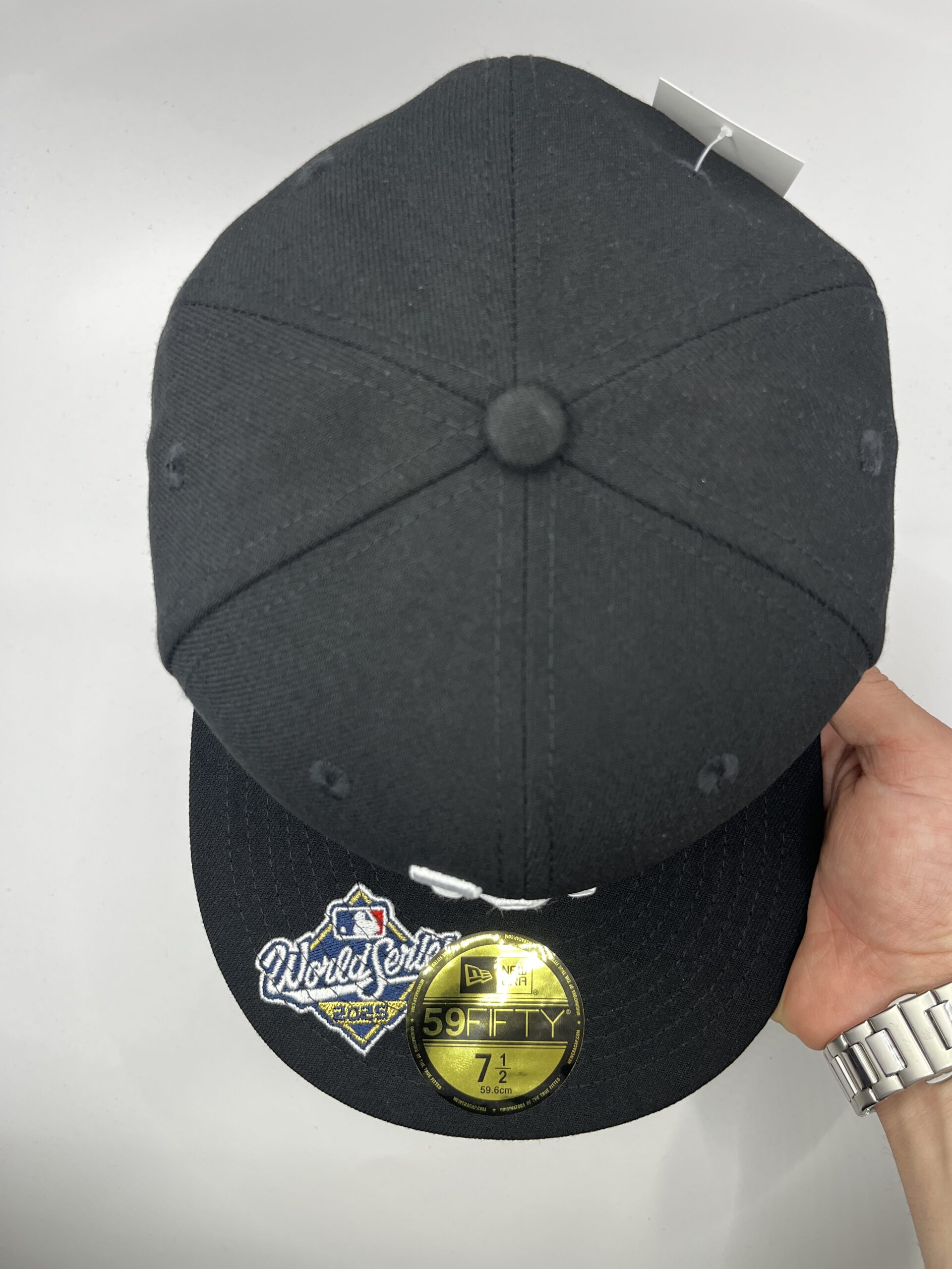 New Era 59FIFTY Los Angeles Dodgers Negra Blanca World Series 2025 Talla 7 1/2 - Image 4