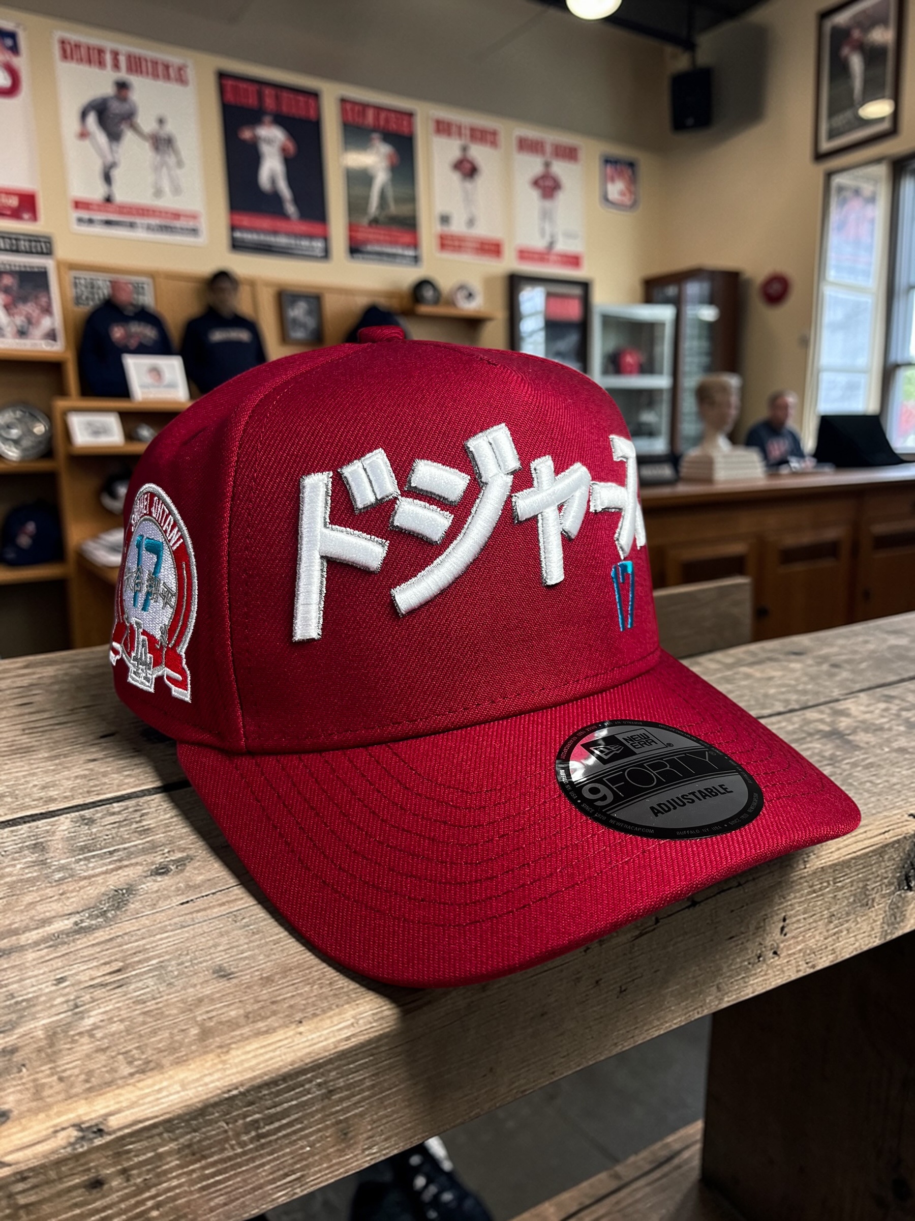Gorra Los Angeles Dodgers Vino 9FORTY Nº17 Shohei Ohtani Letras Chinas