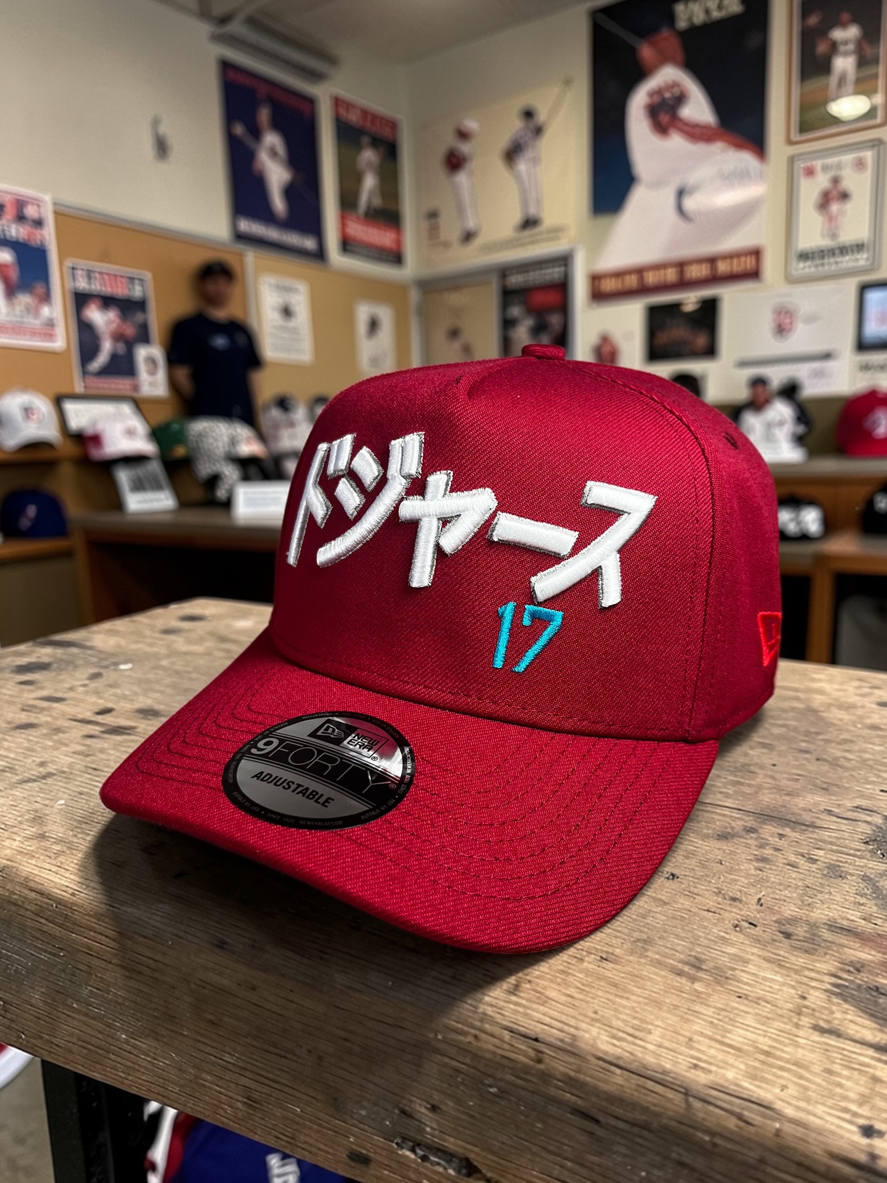 Gorra Los Angeles Dodgers Vino 9FORTY Nº17 Shohei Ohtani Letras Chinas - Image 3
