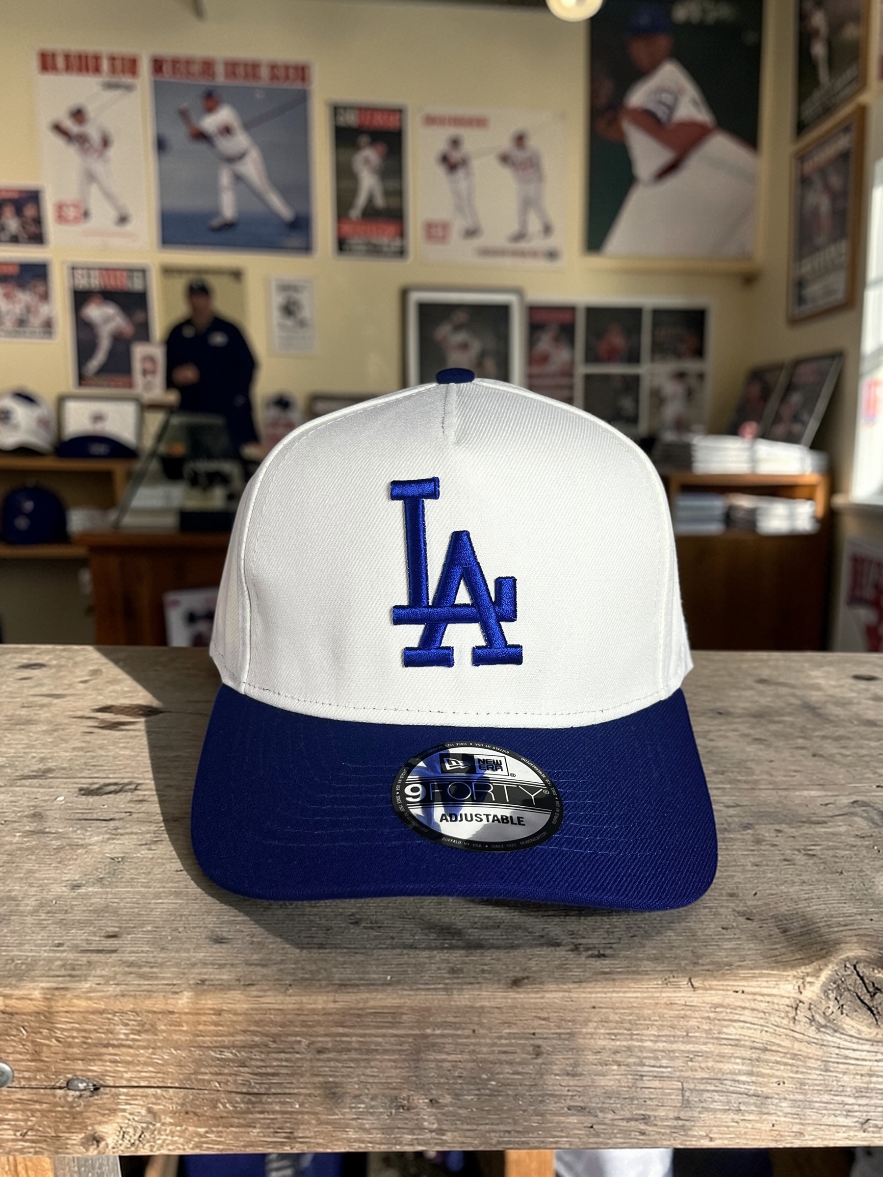 Gorra Los Angeles Dodgers Crema 9FORTY Clásica - Image 2