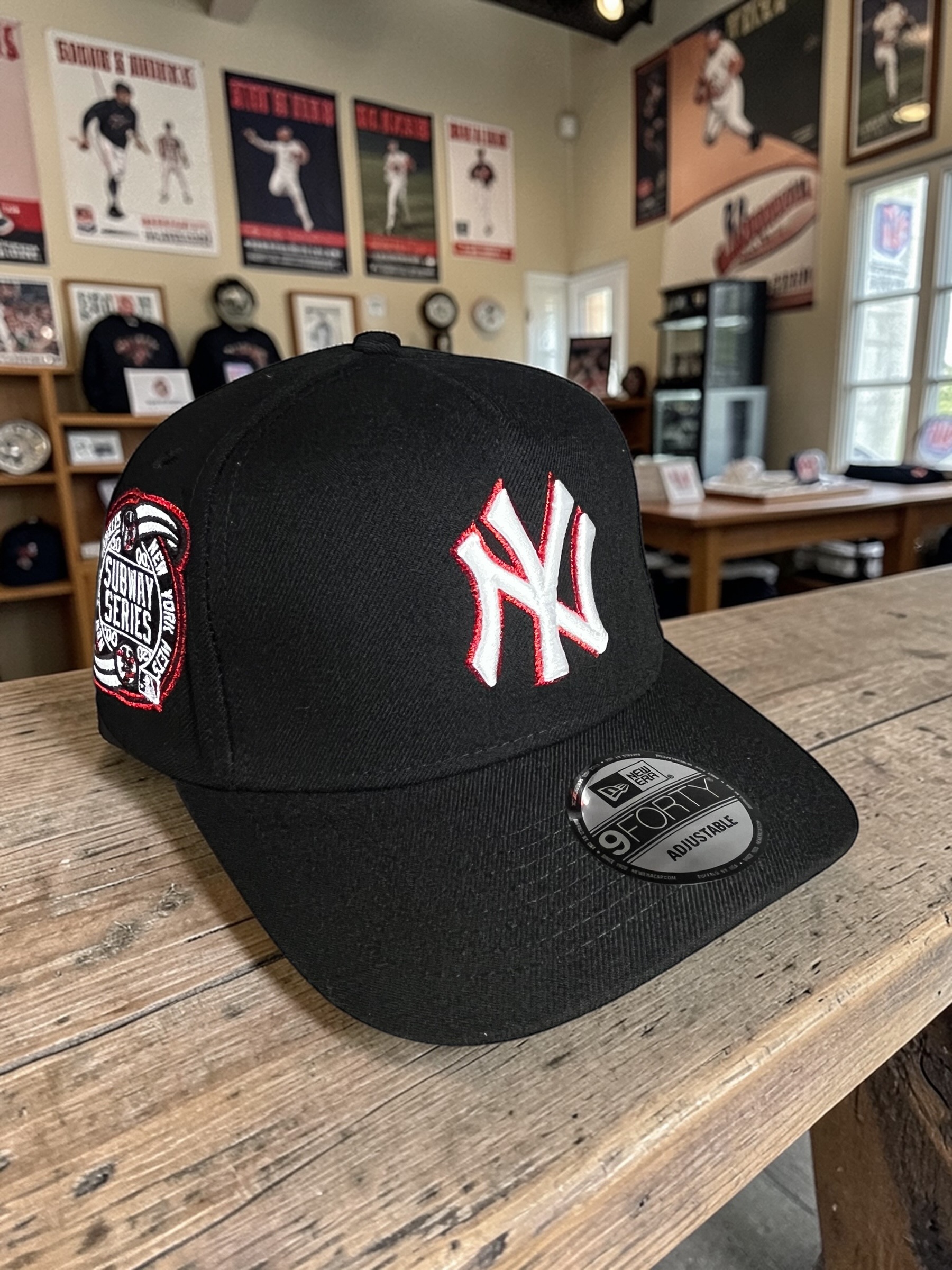 Gorra New York Yankees Negra 9FORTY Subway Series 2000