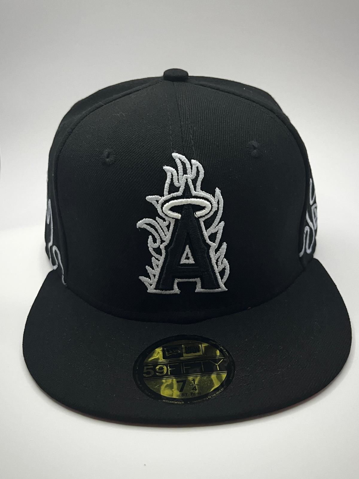 Gorra New Era 59FIFTY Los Ángeles Negra Glow - Image 2
